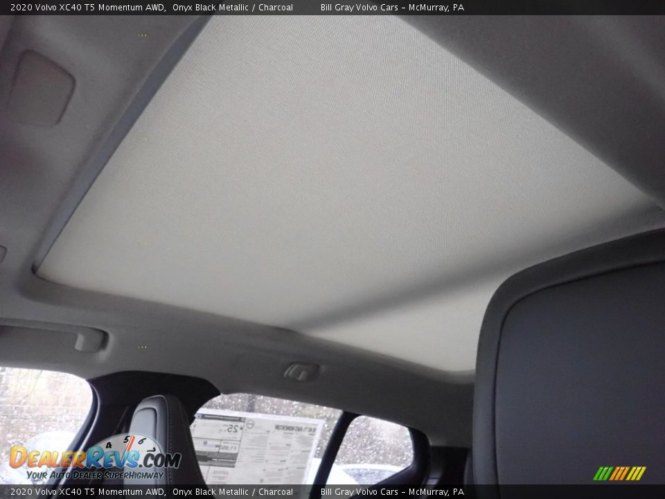 2020 Volvo XC40 T5 Momentum AWD Onyx Black Metallic / Charcoal Photo #11