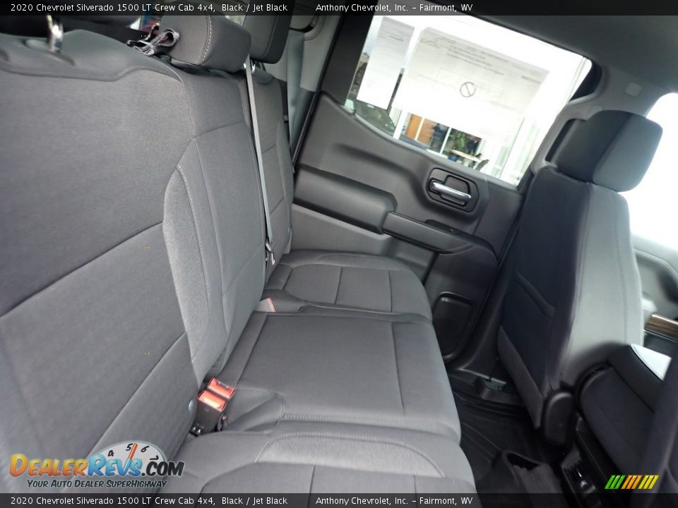 2020 Chevrolet Silverado 1500 LT Crew Cab 4x4 Black / Jet Black Photo #10