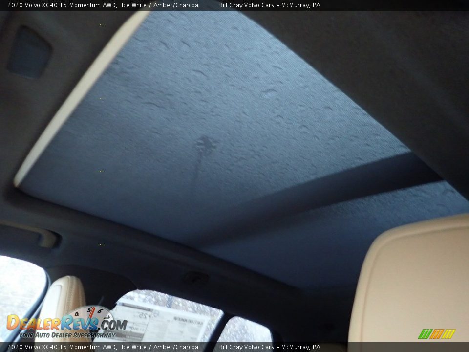 2020 Volvo XC40 T5 Momentum AWD Ice White / Amber/Charcoal Photo #11