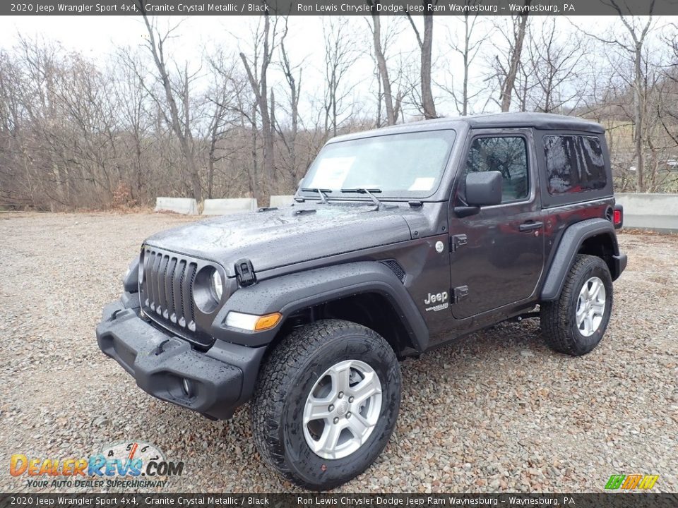 Front 3/4 View of 2020 Jeep Wrangler Sport 4x4 Photo #1
