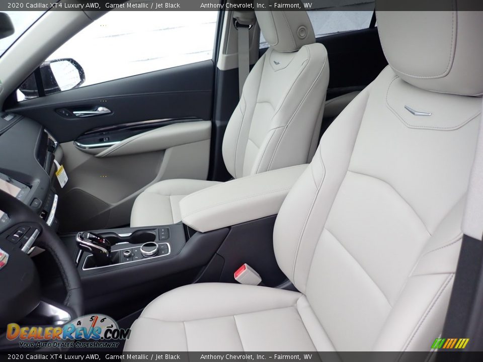 Front Seat of 2020 Cadillac XT4 Luxury AWD Photo #13