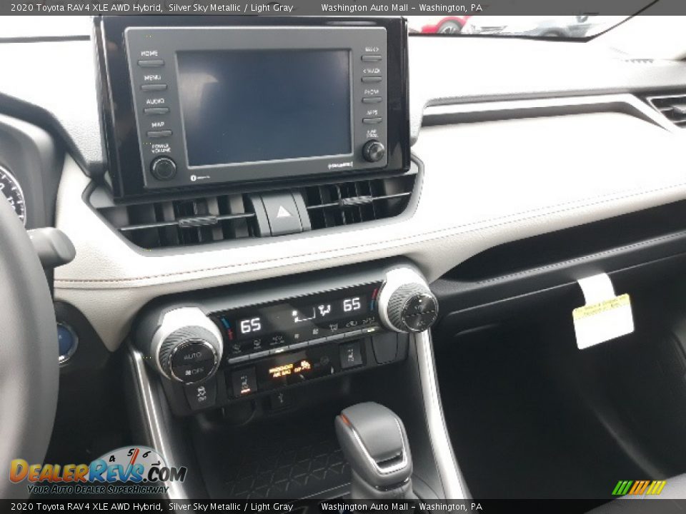 2020 Toyota RAV4 XLE AWD Hybrid Silver Sky Metallic / Light Gray Photo #11