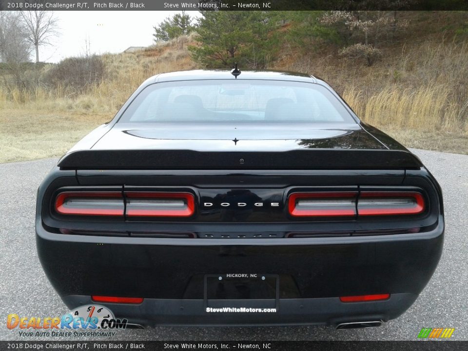 2018 Dodge Challenger R/T Pitch Black / Black Photo #8