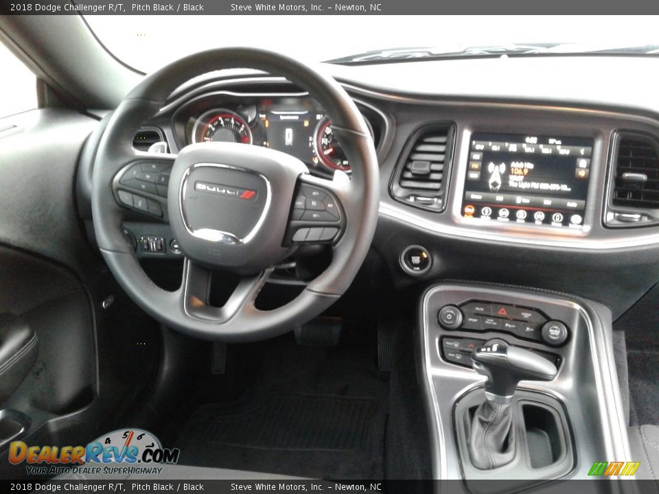 2018 Dodge Challenger R/T Pitch Black / Black Photo #15