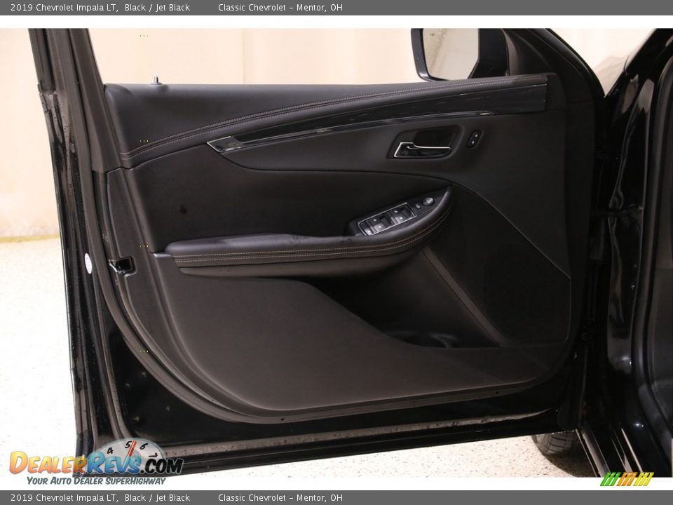 2019 Chevrolet Impala LT Black / Jet Black Photo #4