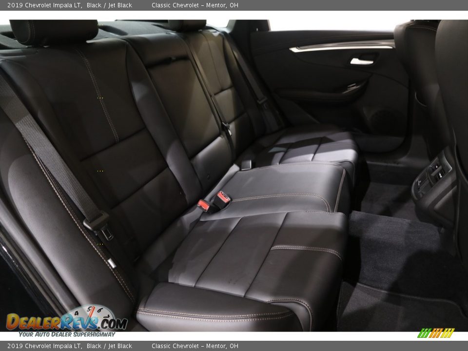 2019 Chevrolet Impala LT Black / Jet Black Photo #16
