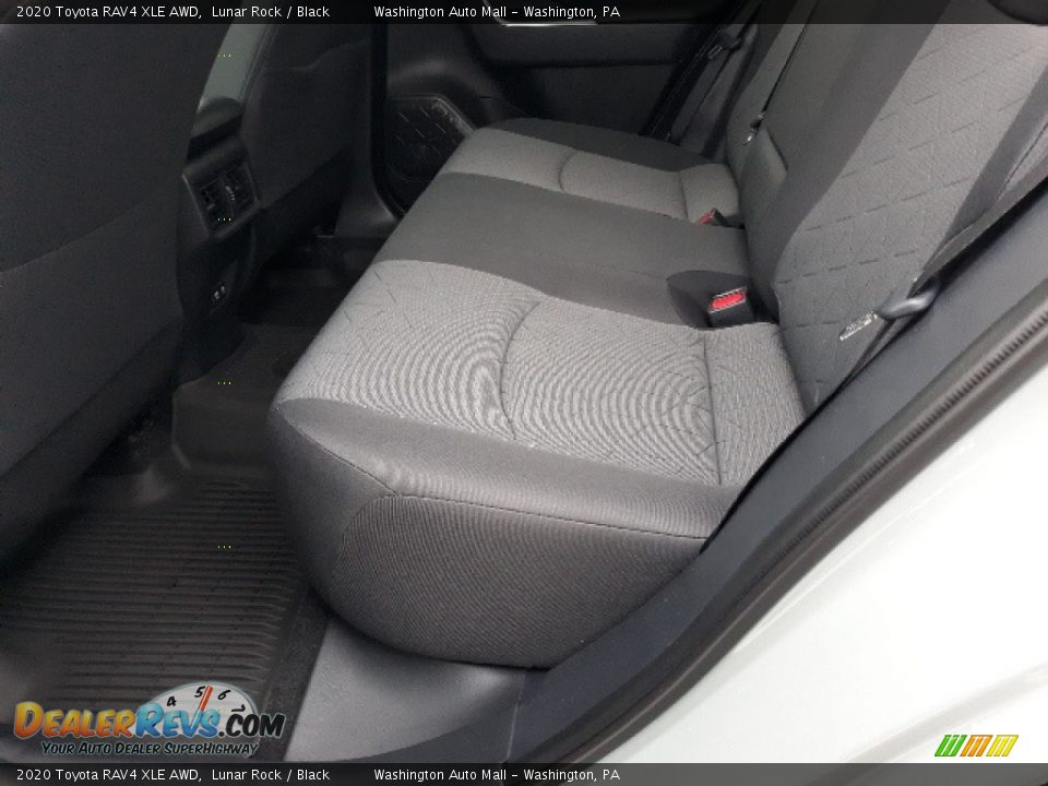 2020 Toyota RAV4 XLE AWD Lunar Rock / Black Photo #30