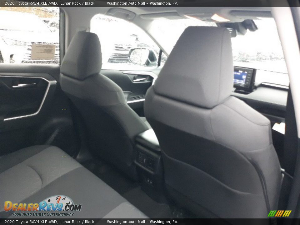 2020 Toyota RAV4 XLE AWD Lunar Rock / Black Photo #31