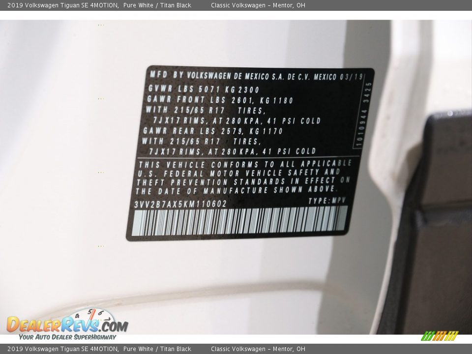 2019 Volkswagen Tiguan SE 4MOTION Pure White / Titan Black Photo #18