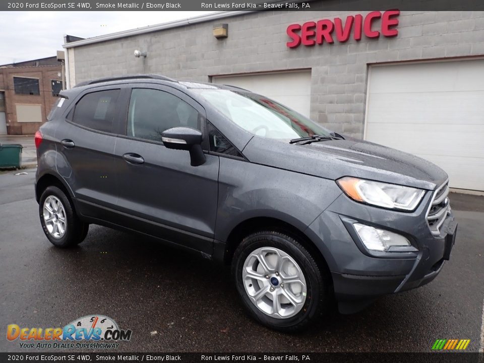 Front 3/4 View of 2020 Ford EcoSport SE 4WD Photo #9