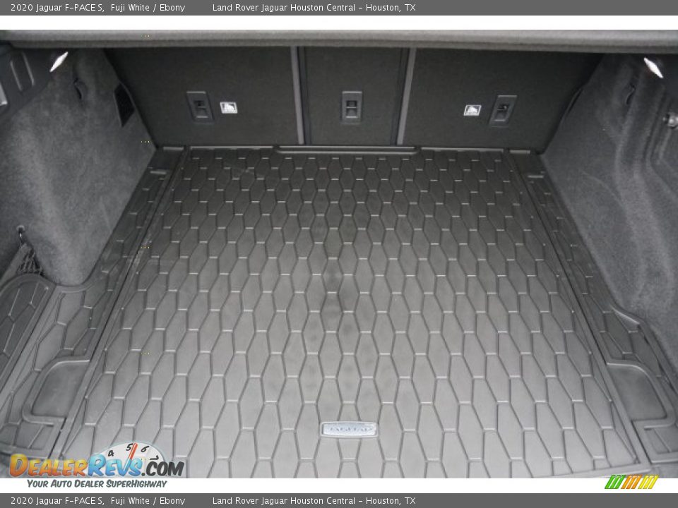 2020 Jaguar F-PACE S Fuji White / Ebony Photo #32
