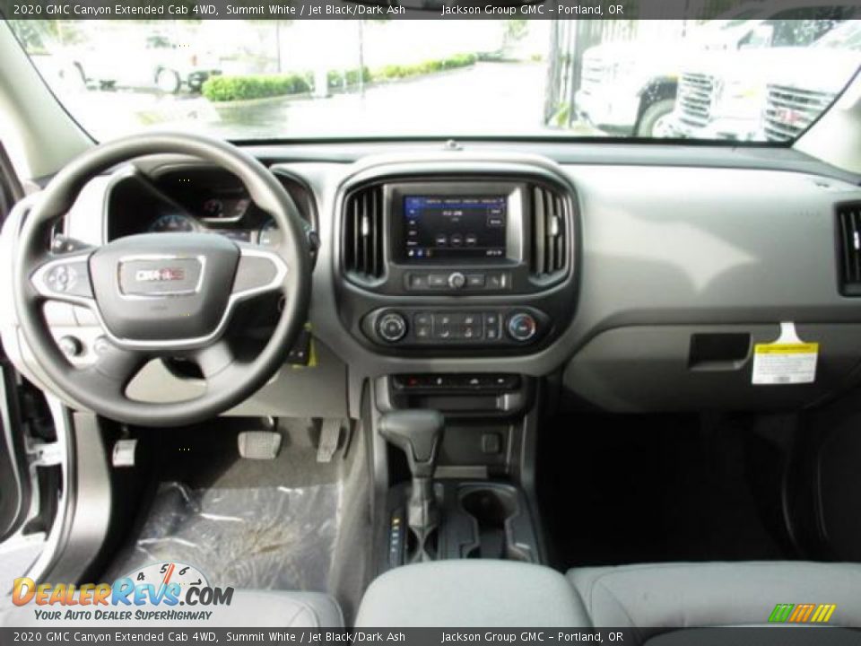 Dashboard of 2020 GMC Canyon Extended Cab 4WD Photo #4