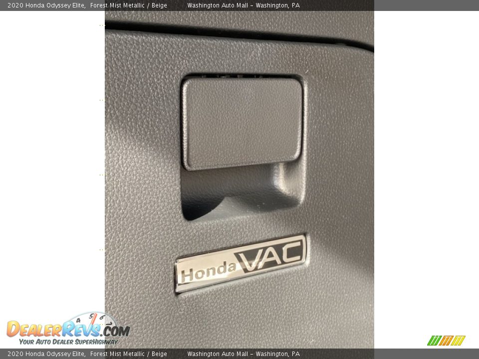 2020 Honda Odyssey Elite Forest Mist Metallic / Beige Photo #25