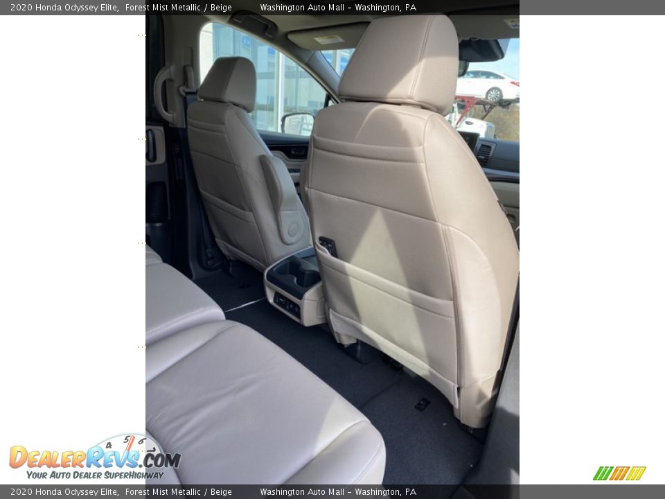 2020 Honda Odyssey Elite Forest Mist Metallic / Beige Photo #27