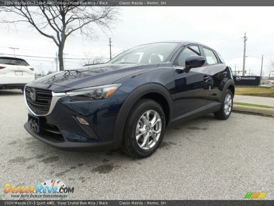 Front 3/4 View of 2020 Mazda CX-3 Sport AWD Photo #3