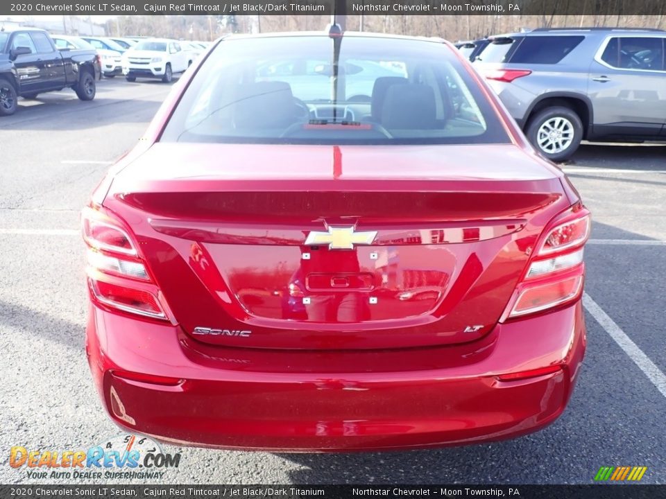 2020 Chevrolet Sonic LT Sedan Cajun Red Tintcoat / Jet Black/Dark Titanium Photo #4