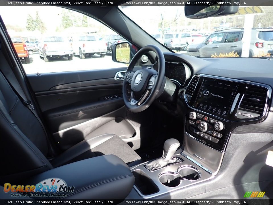 2020 Jeep Grand Cherokee Laredo 4x4 Velvet Red Pearl / Black Photo #11