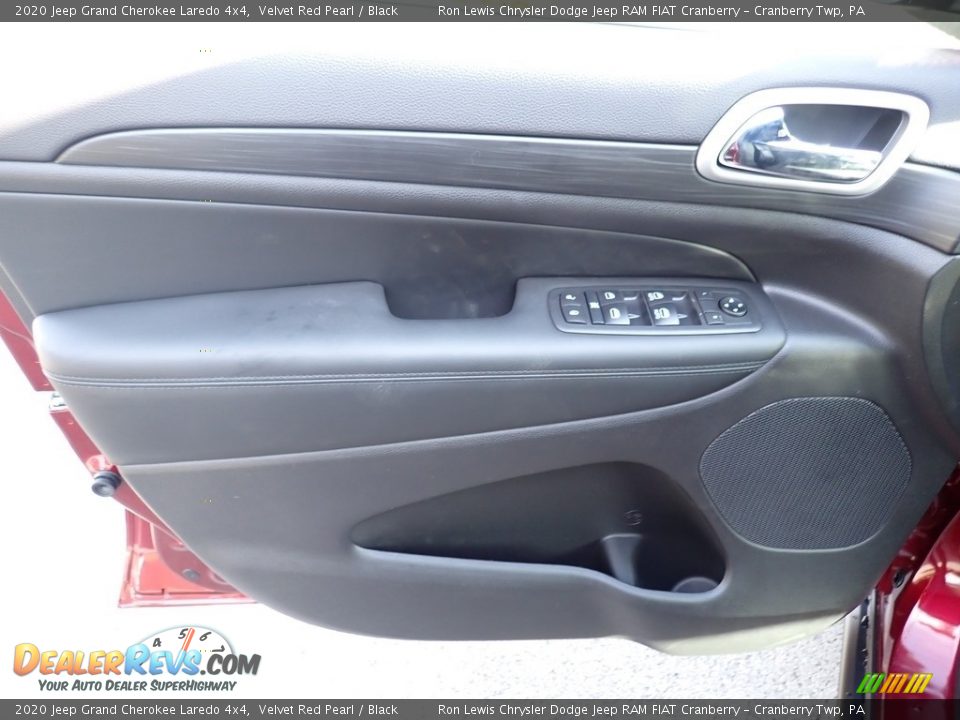2020 Jeep Grand Cherokee Laredo 4x4 Velvet Red Pearl / Black Photo #14