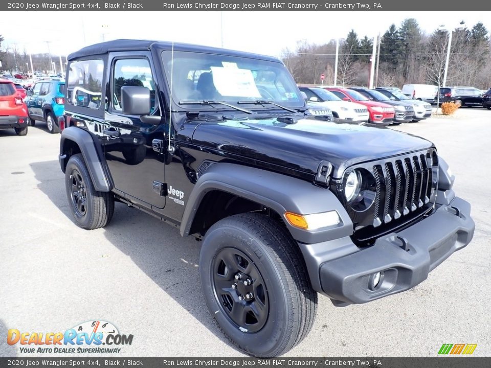 Front 3/4 View of 2020 Jeep Wrangler Sport 4x4 Photo #7