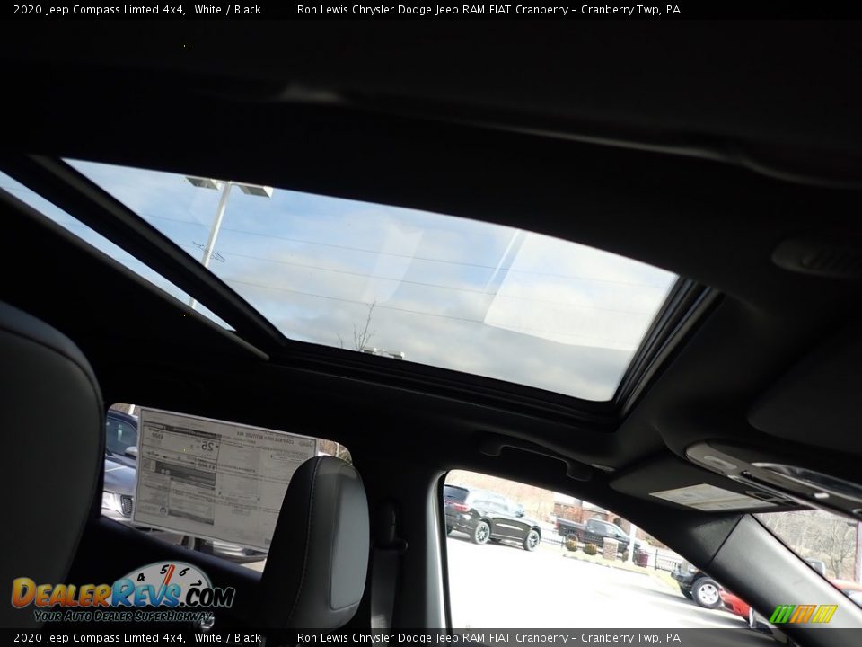 2020 Jeep Compass Limted 4x4 White / Black Photo #12