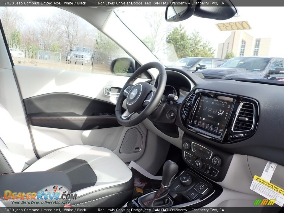 2020 Jeep Compass Limted 4x4 White / Black Photo #11