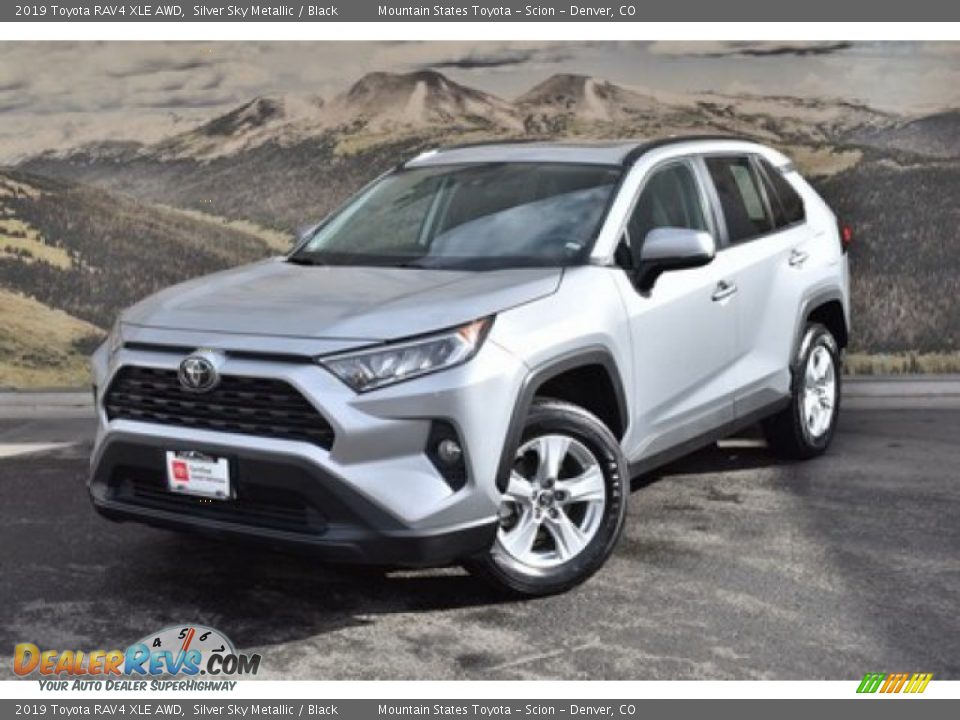 2019 Toyota RAV4 XLE AWD Silver Sky Metallic / Black Photo #5