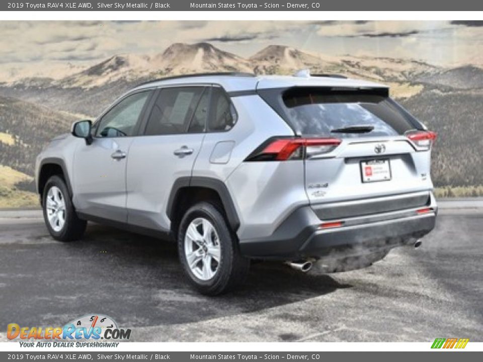 2019 Toyota RAV4 XLE AWD Silver Sky Metallic / Black Photo #7