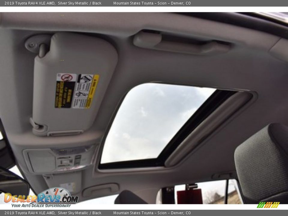 2019 Toyota RAV4 XLE AWD Silver Sky Metallic / Black Photo #13
