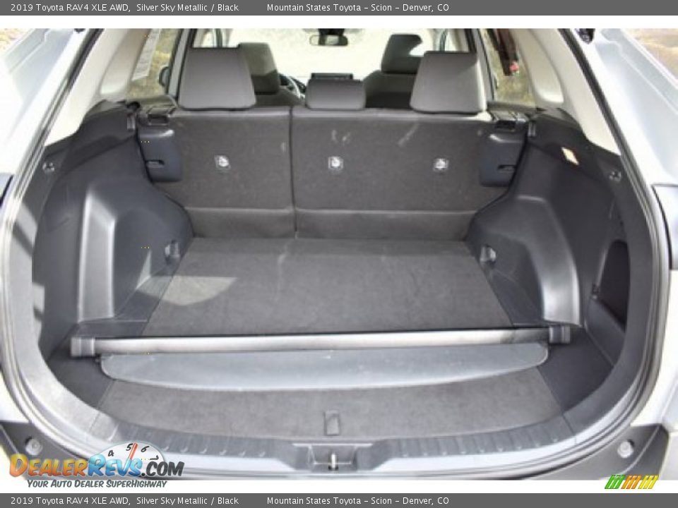 2019 Toyota RAV4 XLE AWD Silver Sky Metallic / Black Photo #24