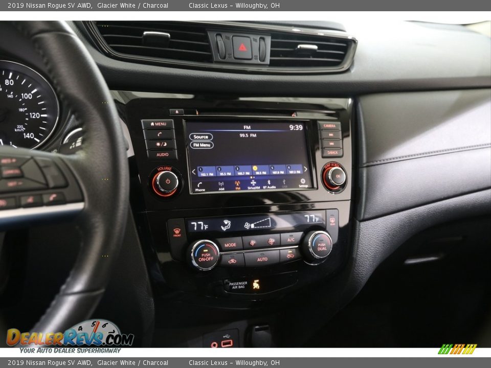 2019 Nissan Rogue SV AWD Glacier White / Charcoal Photo #9