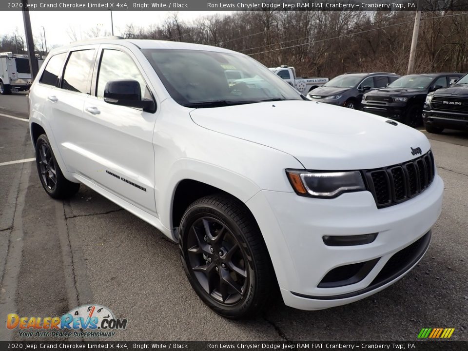 Front 3/4 View of 2020 Jeep Grand Cherokee Limited X 4x4 Photo #7