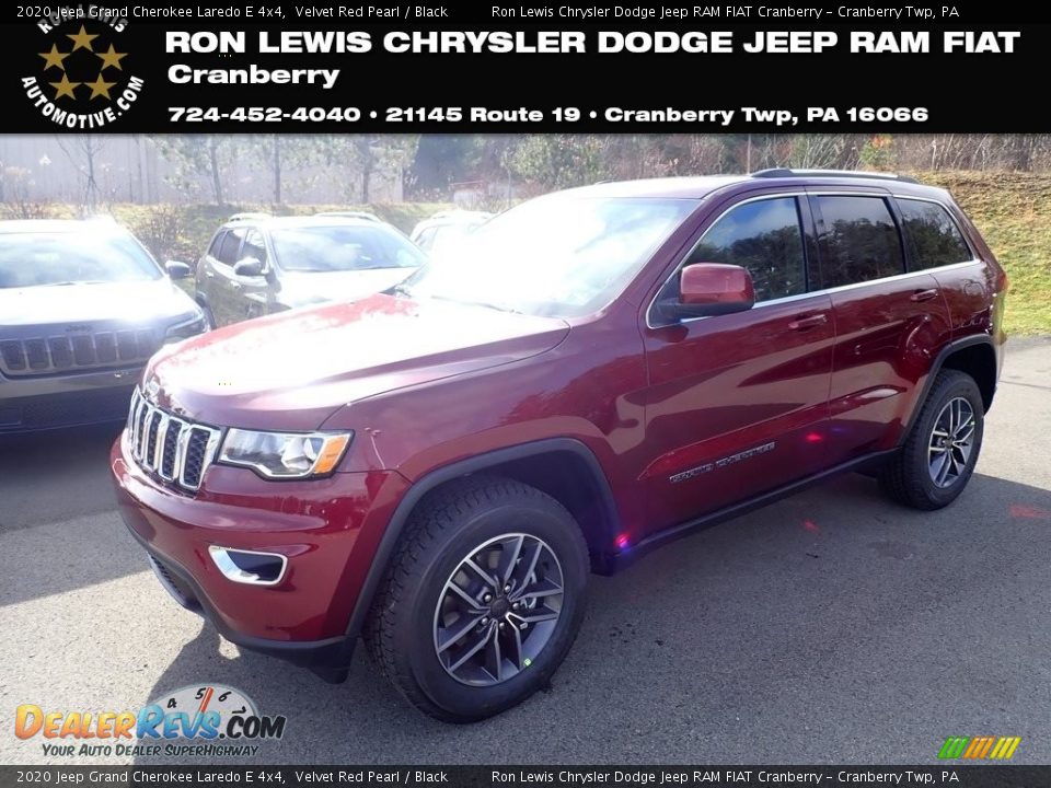 2020 Jeep Grand Cherokee Laredo E 4x4 Velvet Red Pearl / Black Photo #1