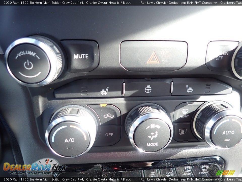 2020 Ram 1500 Big Horn Night Edition Crew Cab 4x4 Granite Crystal Metallic / Black Photo #20
