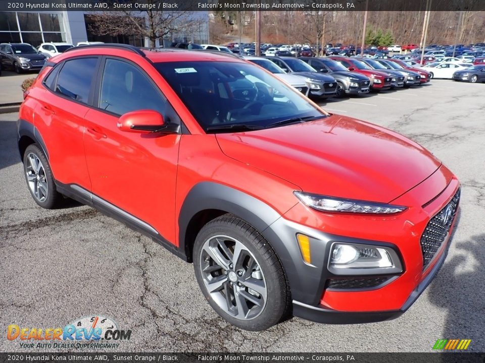 Front 3/4 View of 2020 Hyundai Kona Ultimate AWD Photo #3