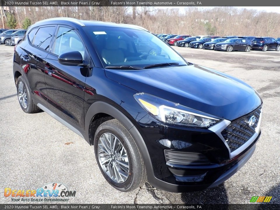 Front 3/4 View of 2020 Hyundai Tucson SEL AWD Photo #3