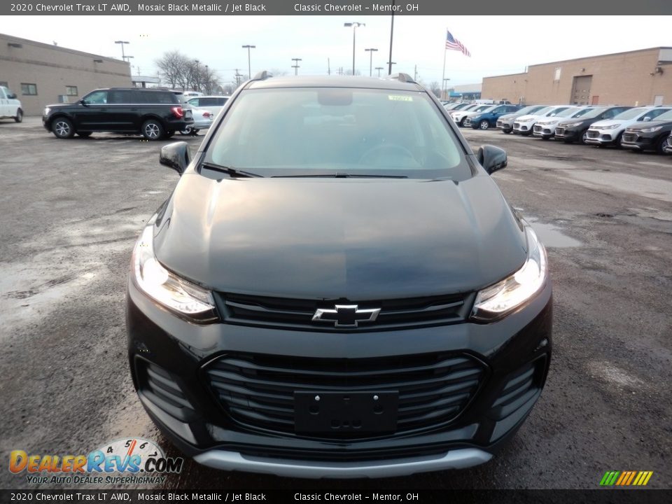 2020 Chevrolet Trax LT AWD Mosaic Black Metallic / Jet Black Photo #2