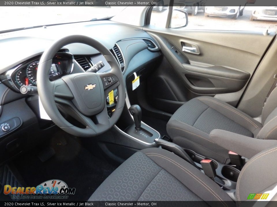 2020 Chevrolet Trax LS Silver Ice Metallic / Jet Black Photo #6