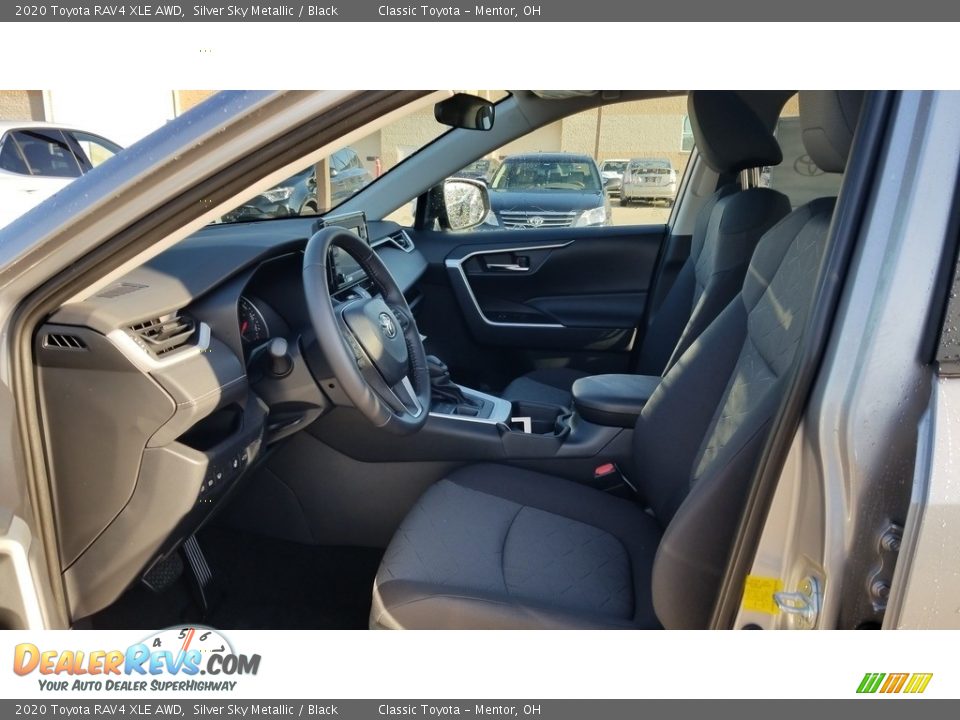 2020 Toyota RAV4 XLE AWD Silver Sky Metallic / Black Photo #2