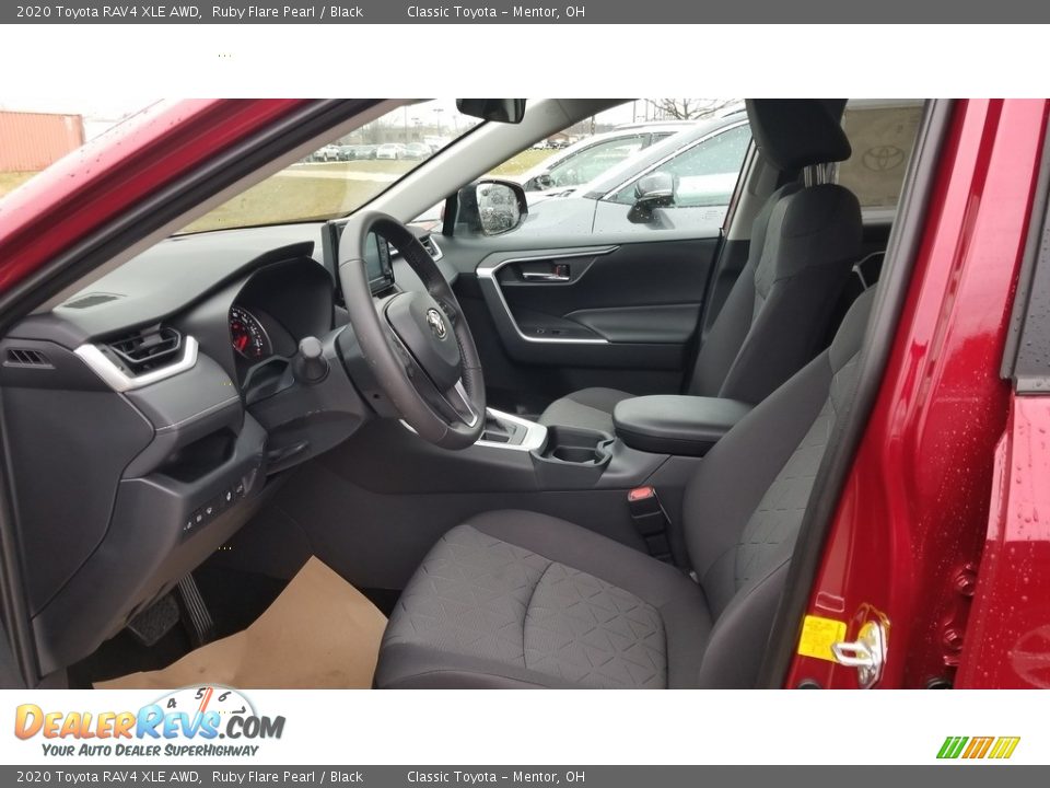 2020 Toyota RAV4 XLE AWD Ruby Flare Pearl / Black Photo #2