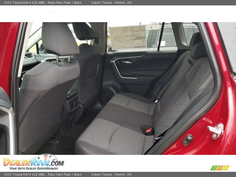 2020 Toyota RAV4 XLE AWD Ruby Flare Pearl / Black Photo #3