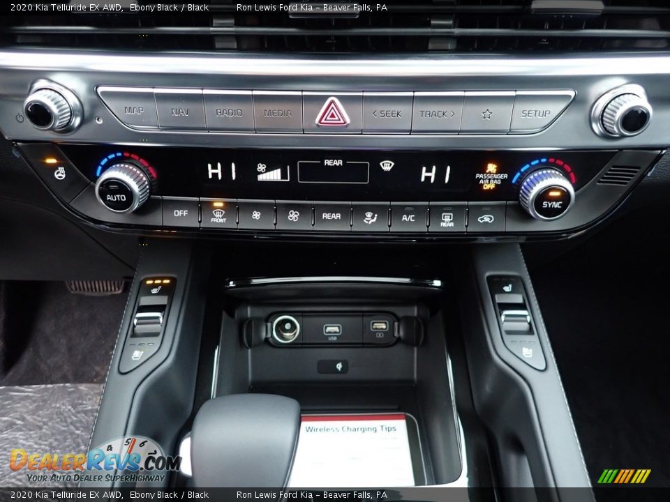 Controls of 2020 Kia Telluride EX AWD Photo #17
