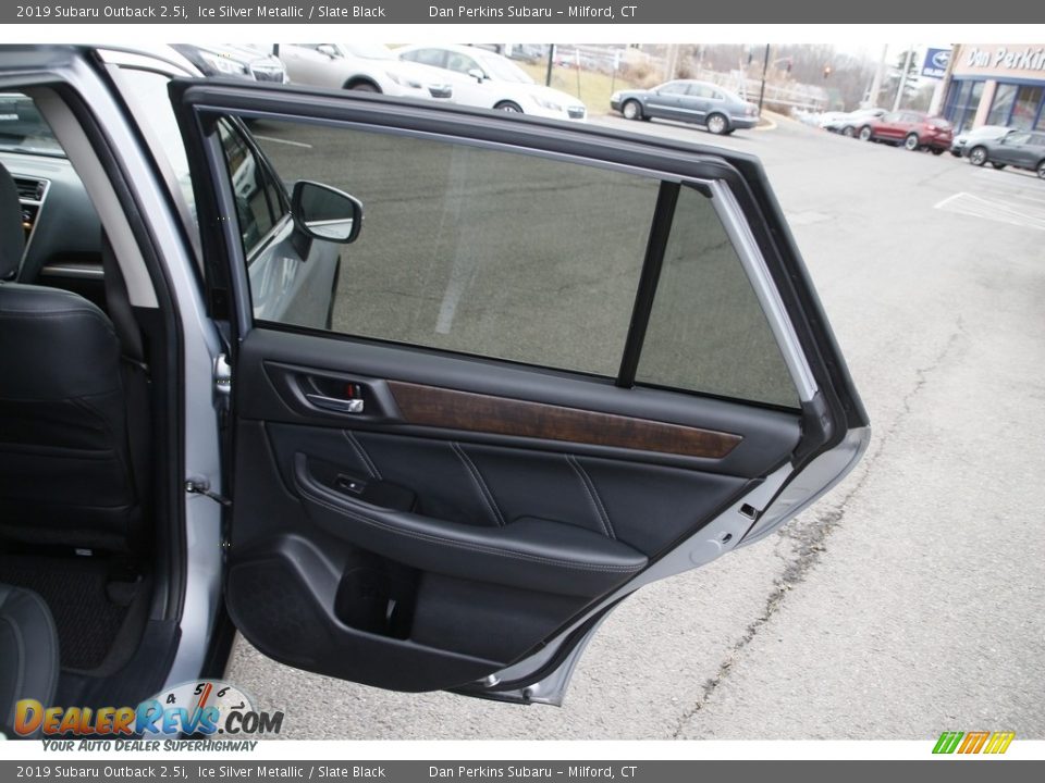 2019 Subaru Outback 2.5i Ice Silver Metallic / Slate Black Photo #14