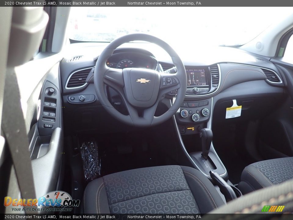 2020 Chevrolet Trax LS AWD Mosaic Black Metallic / Jet Black Photo #13