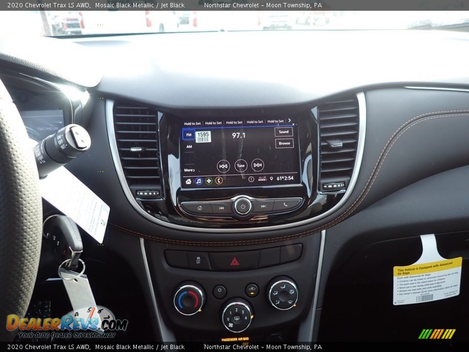 2020 Chevrolet Trax LS AWD Mosaic Black Metallic / Jet Black Photo #17