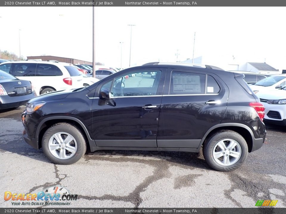 2020 Chevrolet Trax LT AWD Mosaic Black Metallic / Jet Black Photo #2