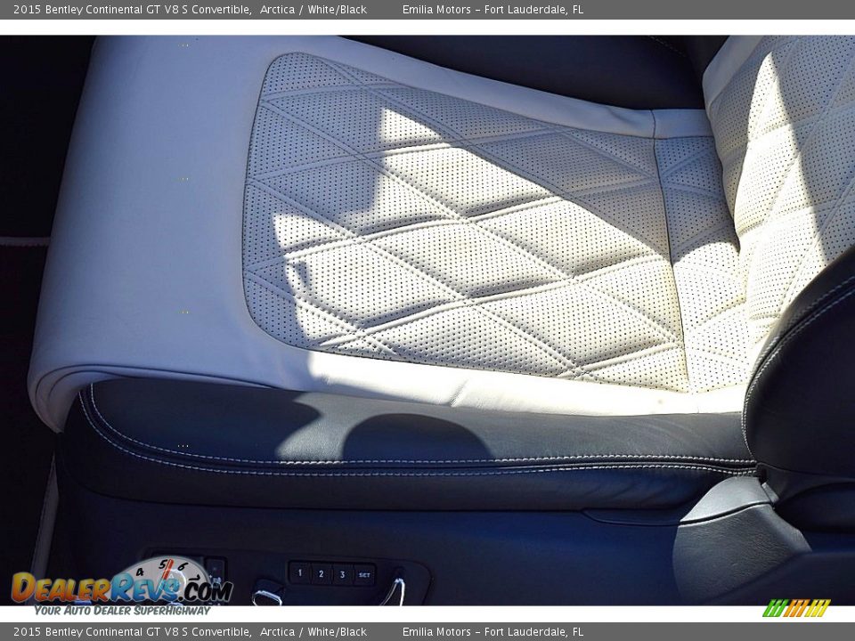 Front Seat of 2015 Bentley Continental GT V8 S Convertible Photo #35