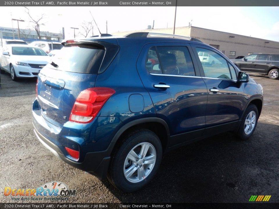 2020 Chevrolet Trax LT AWD Pacific Blue Metallic / Jet Black Photo #4