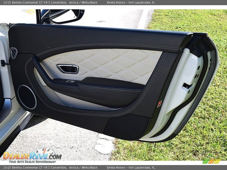 Door Panel of 2015 Bentley Continental GT V8 S Convertible Photo #54