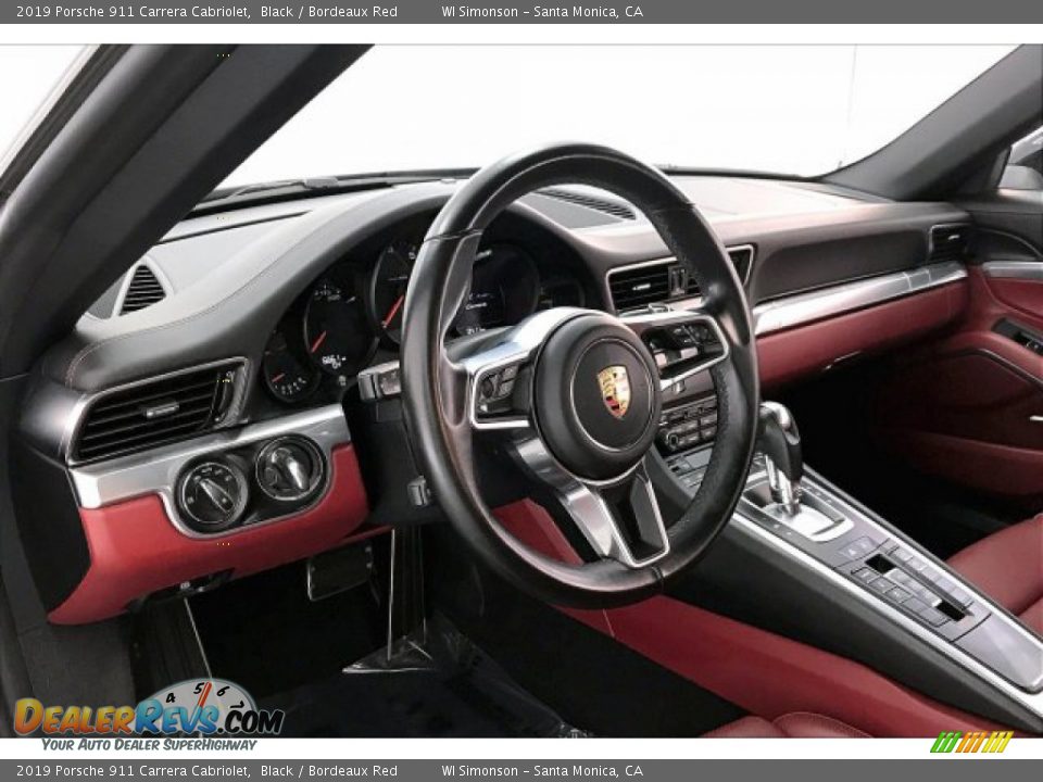 2019 Porsche 911 Carrera Cabriolet Steering Wheel Photo #22