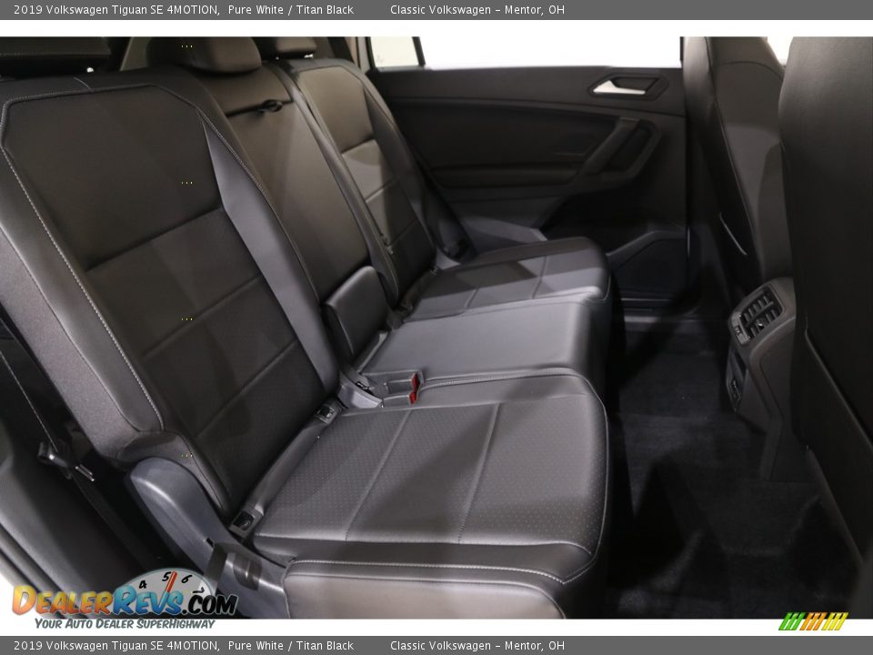 2019 Volkswagen Tiguan SE 4MOTION Pure White / Titan Black Photo #14